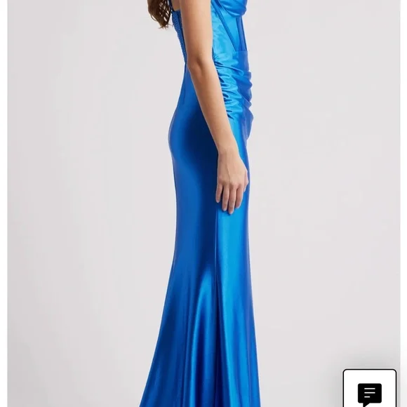 Elegant Blue Satin Evening Gown - Picture 3 of 7